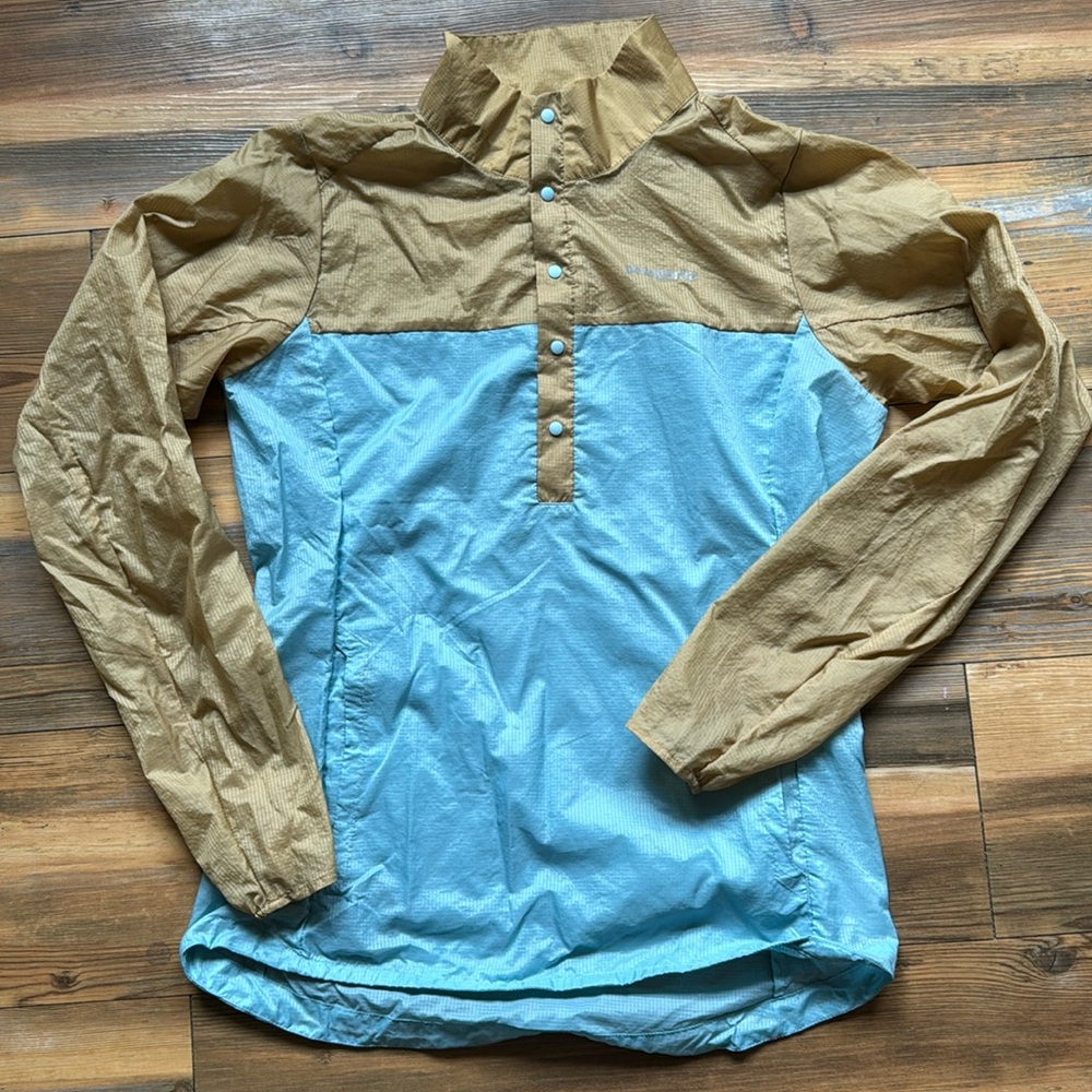 W’s Patagonia Houdini Pullover